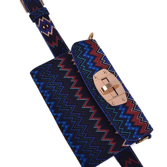 ONE LEFT! Tribal Print Belt Bag - Picture 3 of 3